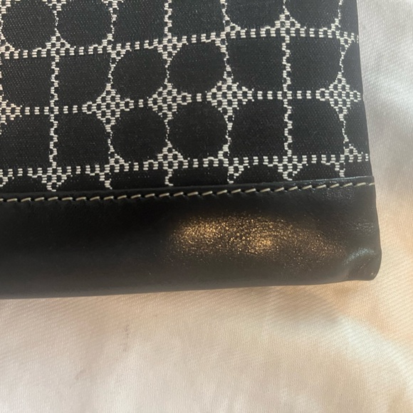 Kate Spade ♠️ Dot Noelle Purse in excellent condition w/dust cover - Vintage - Picture 5 of 10